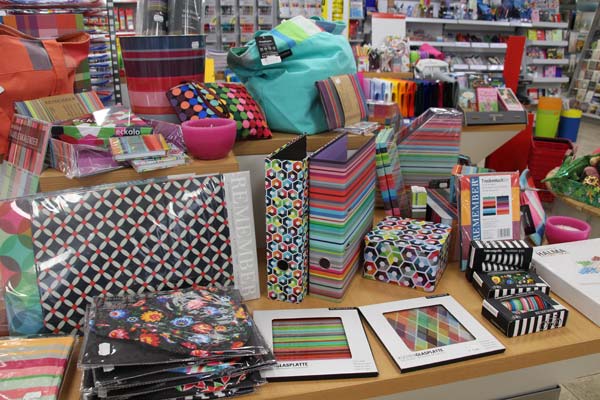 Keramik Scheune Ratingen Weihnachtsdeko - The Ikea Table Tops